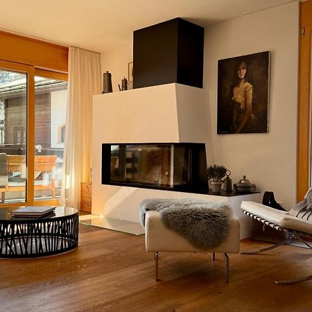 Stylish Home With Matterhorn View In The Center ツェルマット エクステリア 写真