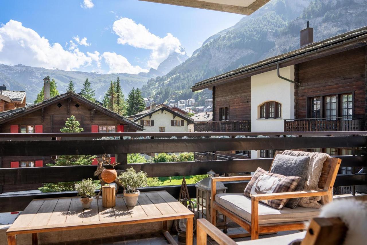 Stylish Home With Matterhorn View In The Center ツェルマット エクステリア 写真