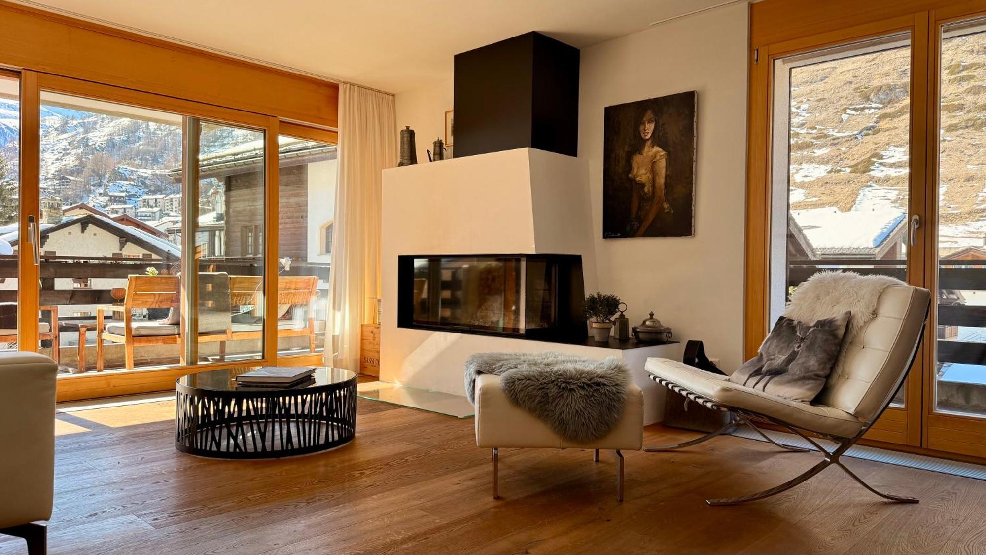 Stylish Home With Matterhorn View In The Center ツェルマット エクステリア 写真